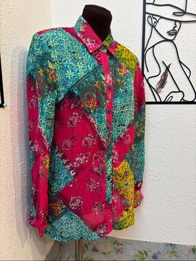 Vintage Koret Petites vibrant pink green teal yellow green floral top. Size SP.